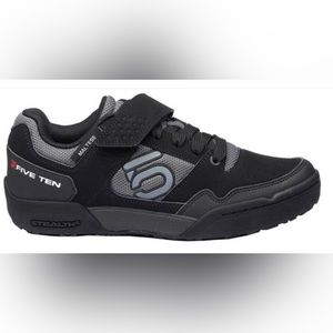 NWT Five Ten Maltese - Women's Mountain Bike Shoes Size 7